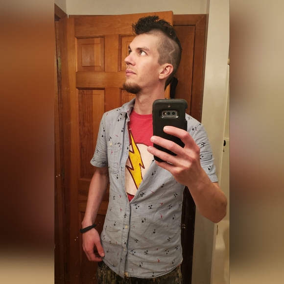 Meet your Posher, Rylan - Picture 7 of 8